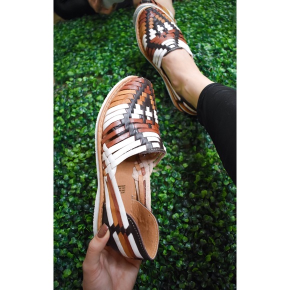 Shoes - Brown Leather Huaraches